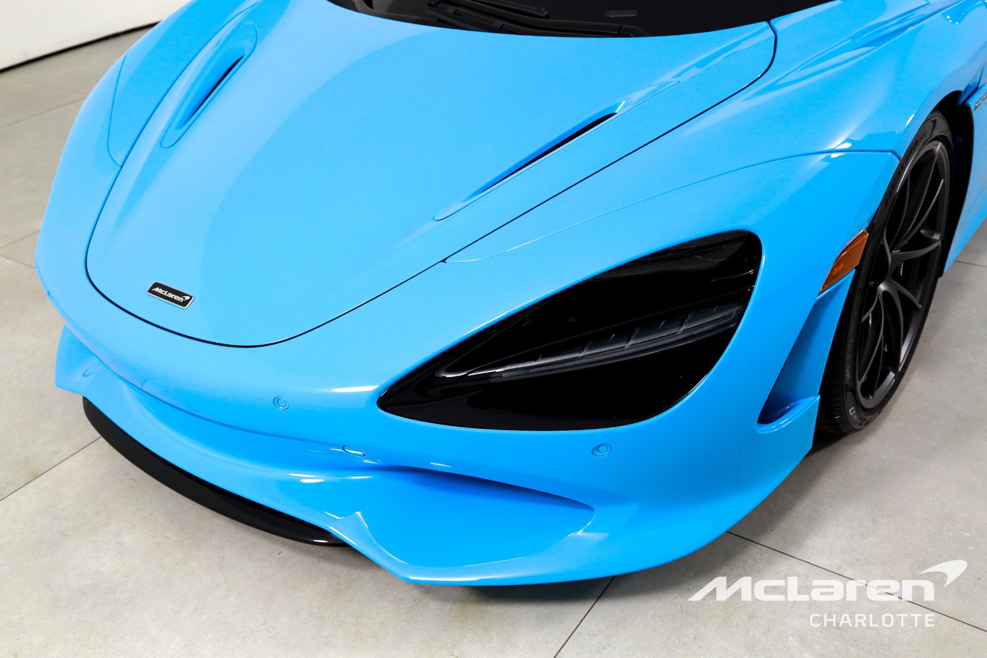 Used 2027 McLaren 750S Spider RWD image 29