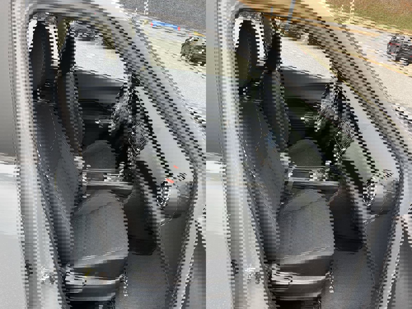 Used 2023 Nissan Kicks SV image 26