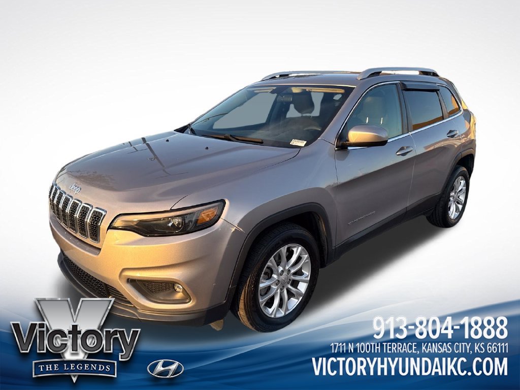 Used 2019 Jeep Cherokee Latitude w/ Popular Appearance Group
