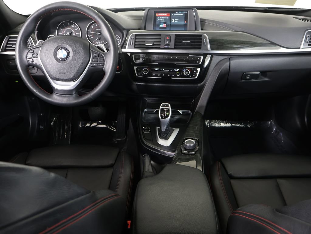 Used 2018 BMW 330i xDrive Sedan w/ Convenience Package image 26