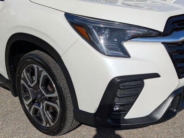 Certified 2025 Subaru Ascent Limited w/ Popular Package #1 image 2