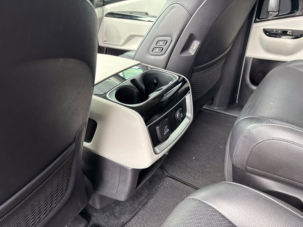 Certified 2024 Kia Carnival SX Prestige FWD image 22