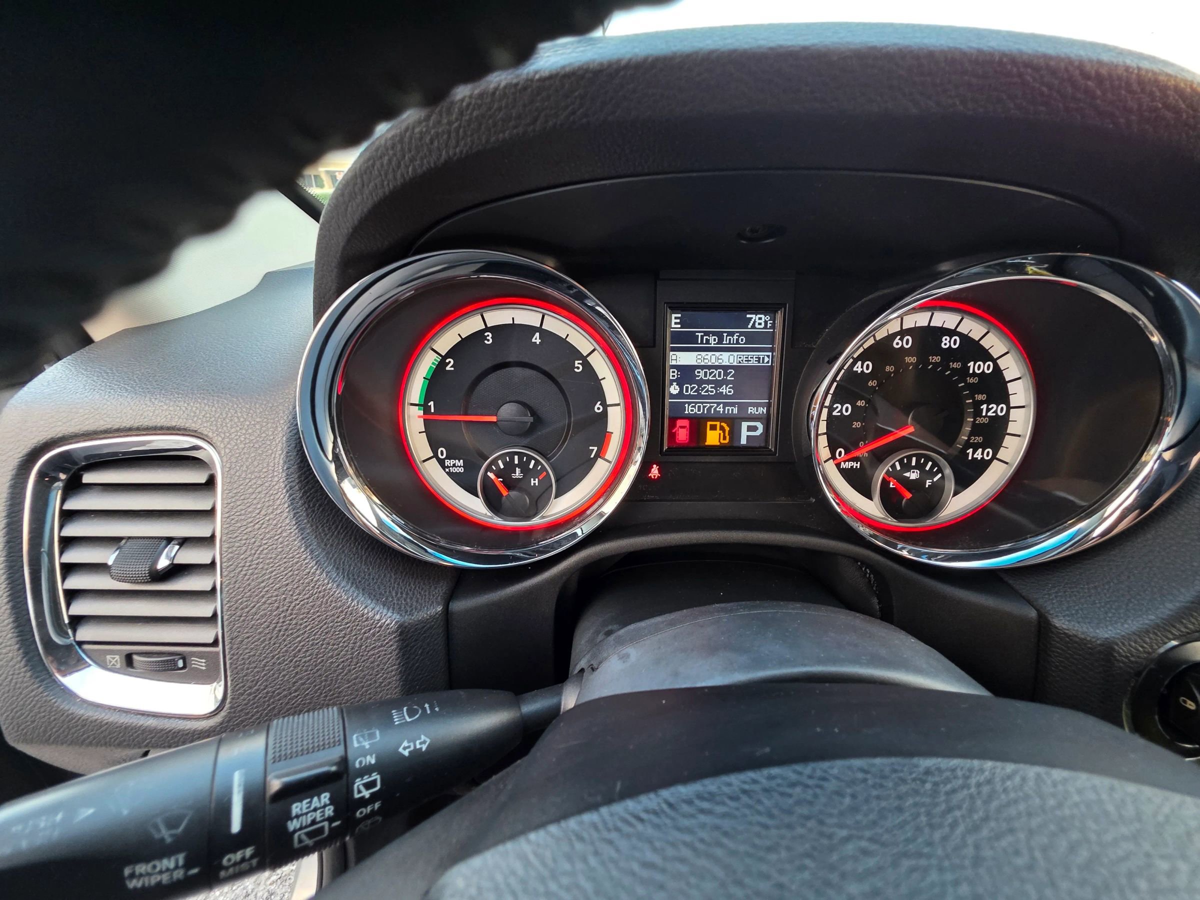 Used 2011 Dodge Durango Crew image 9