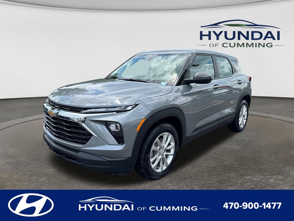 Used 2024 Chevrolet TrailBlazer LS w/ LS Confidence Package FWD image 3