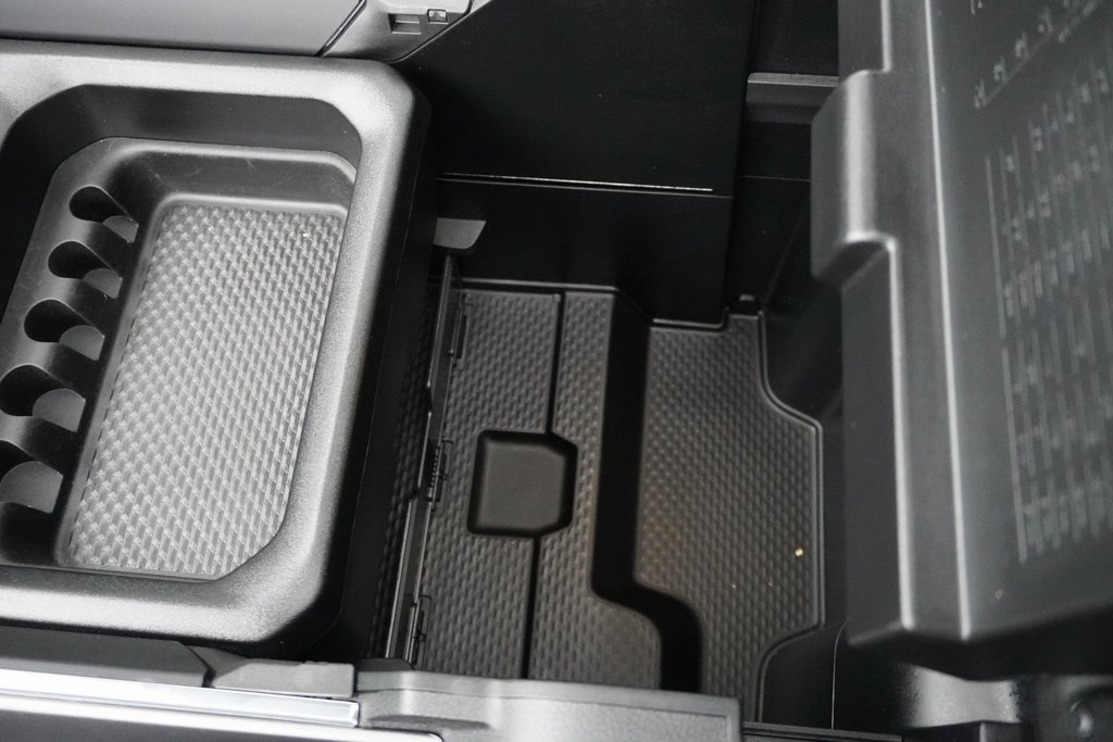 Used 2024 RAM 1500 Laramie image 12