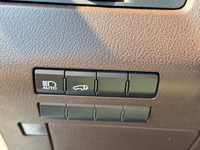 Used 2020 Lexus RX 350 FWD w/ Accessory Package image 25