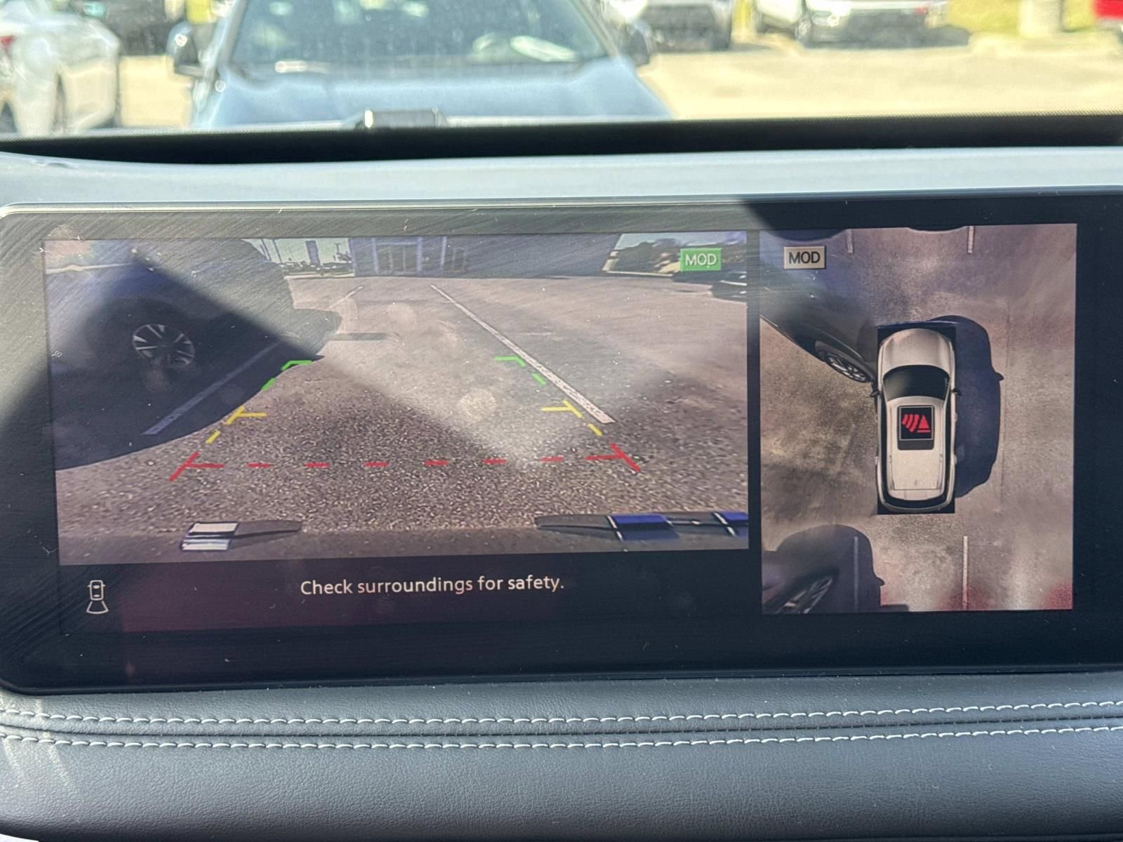 Certified 2025 INFINITI QX60 Luxe w/ Vision Package image 28