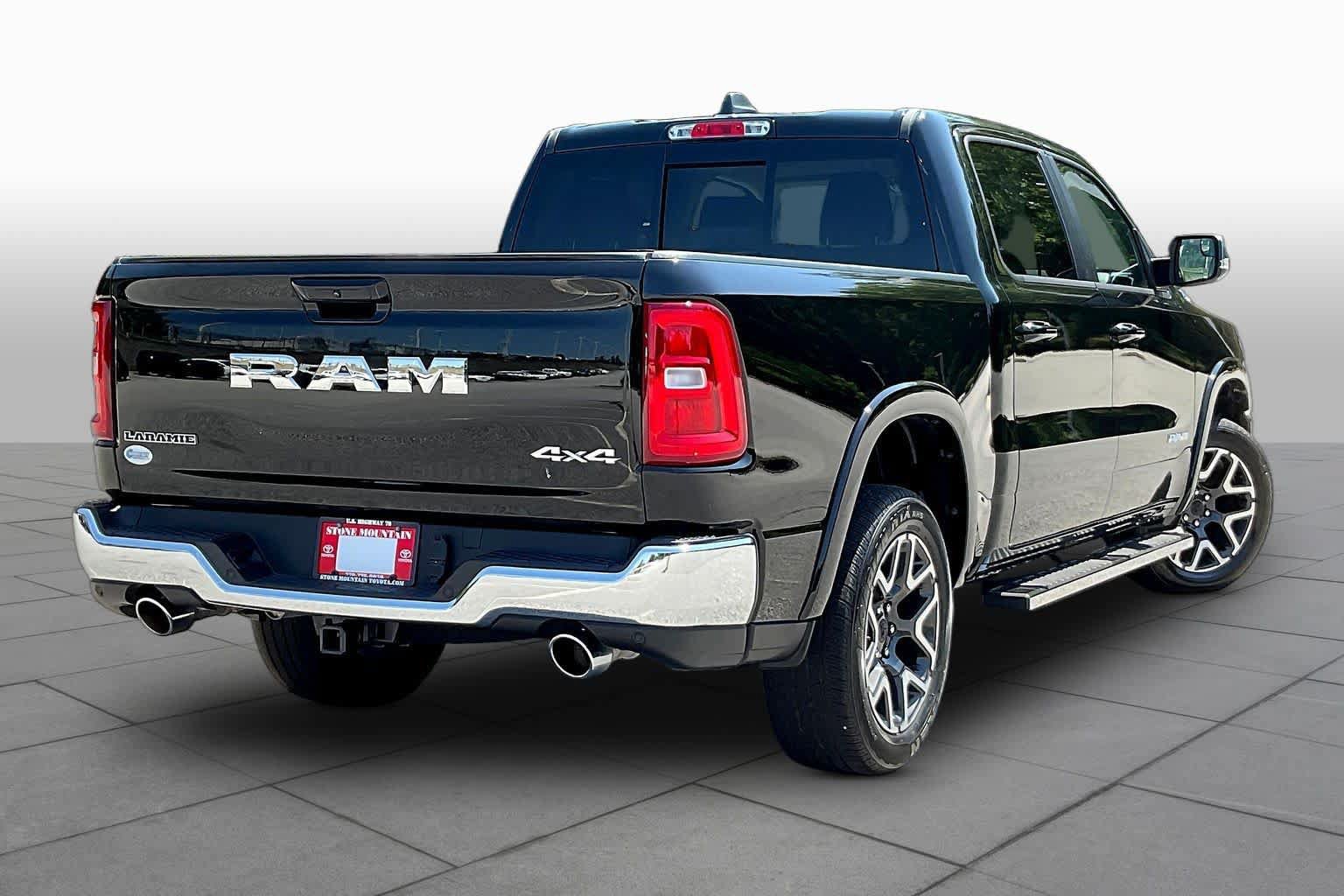 Used 2025 RAM 1500 Laramie AWD/4WD image 25
