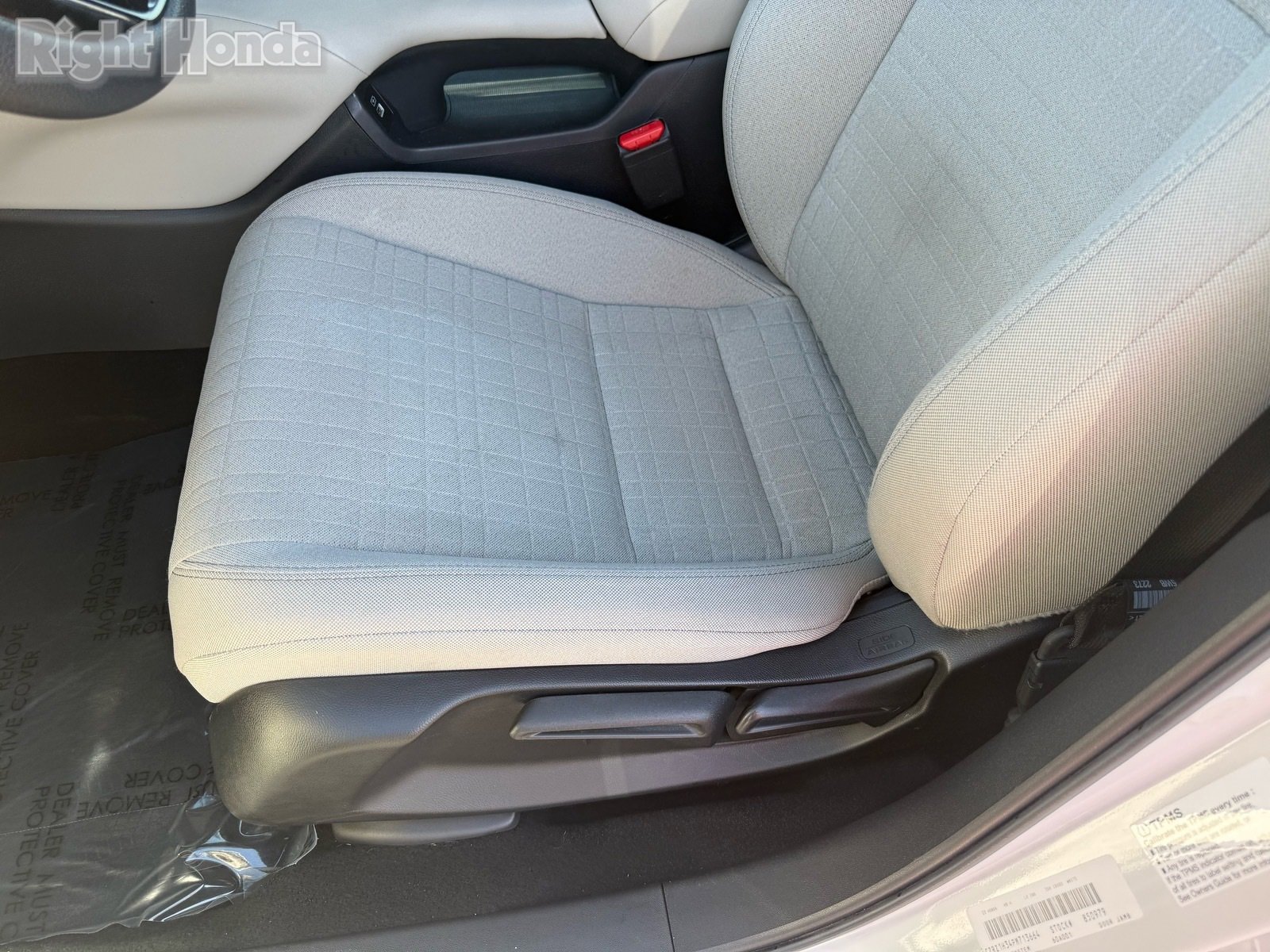 Used 2023 Honda HR-V LX image 14