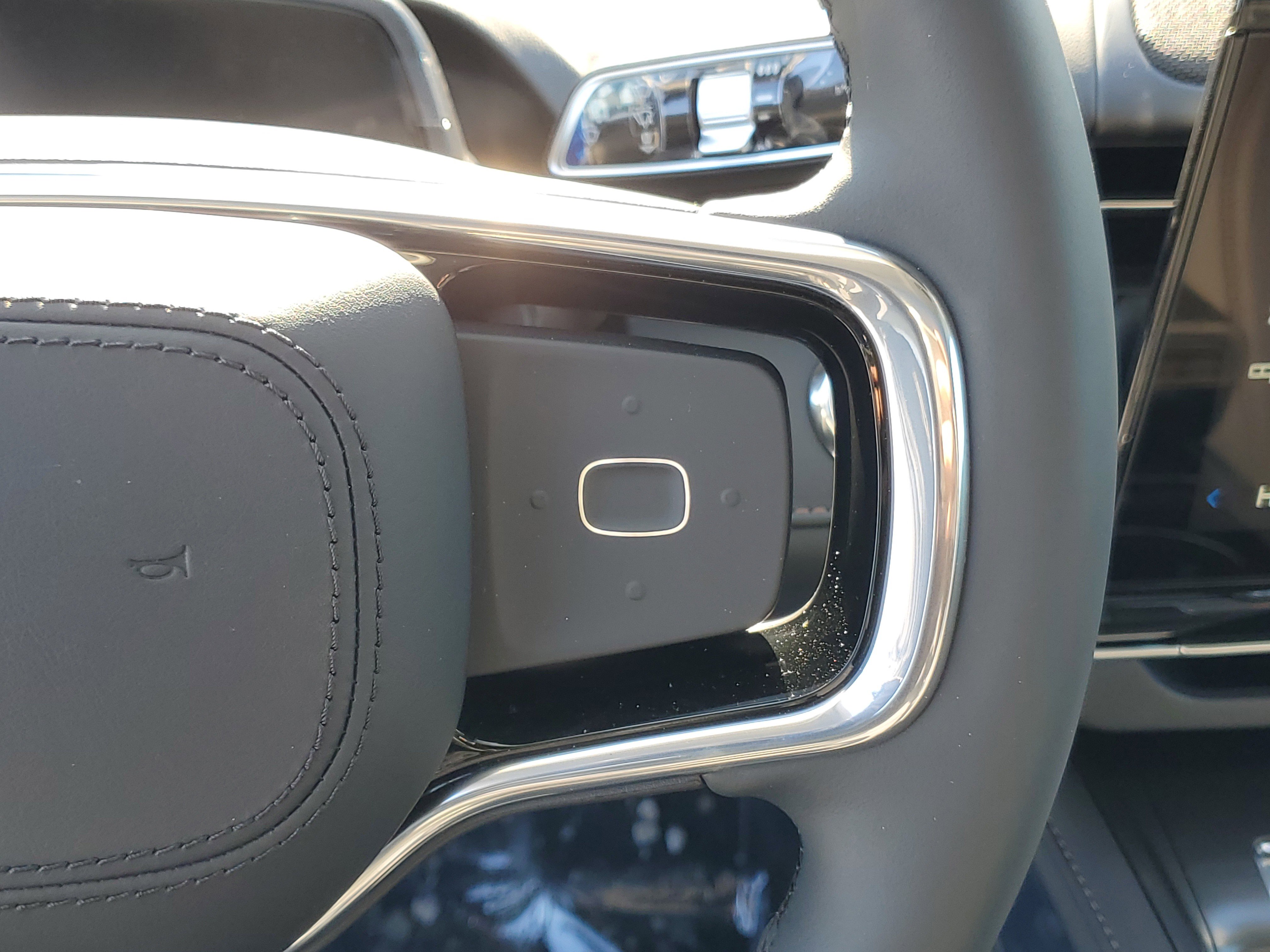 New 2026 Lincoln Nautilus Reserve w/ Jet Appearance Package image 18