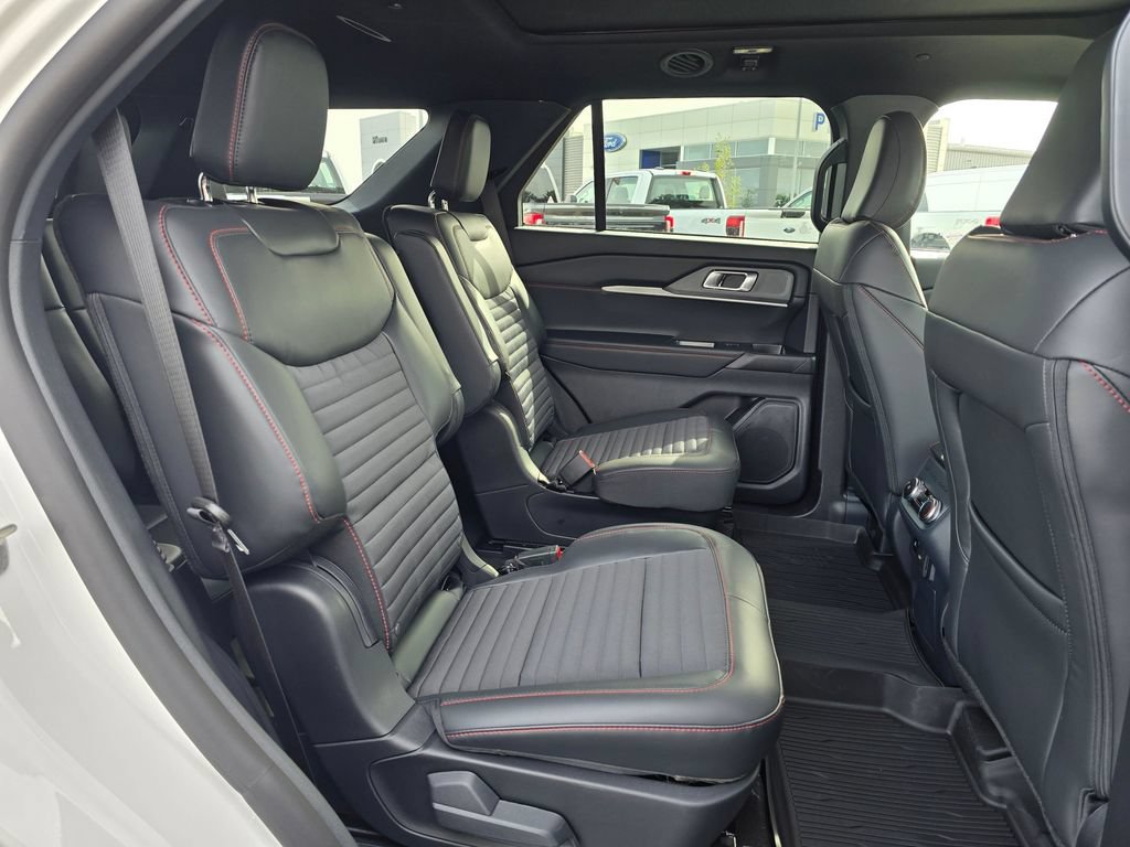 New 2026 Ford Explorer ST-Line AWD/4WD image 16