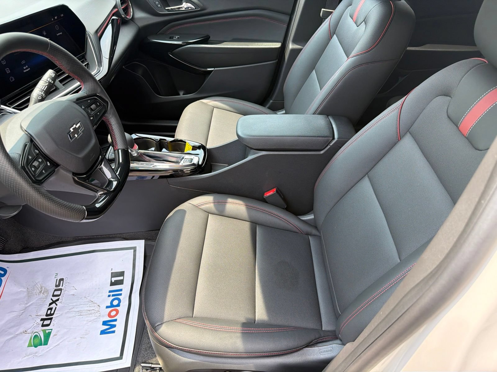 Used 2026 Chevrolet Trax RS w/ Sunroof Package FWD image 26