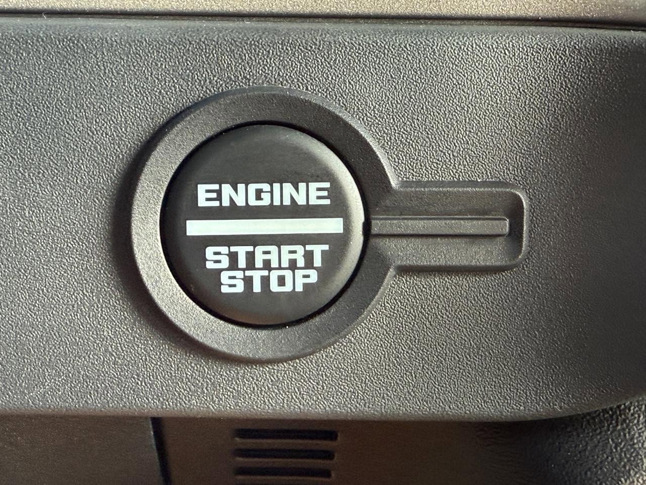 New 2025 Ford Bronco Outer Banks image 10