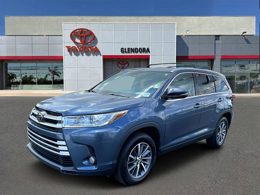 Used 2019 Toyota Highlander XLE w/ Carpet Mat Package (TMS) FWD image 7