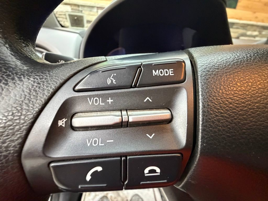 Used 2020 Hyundai Kona SE w/ Cargo Package image 22