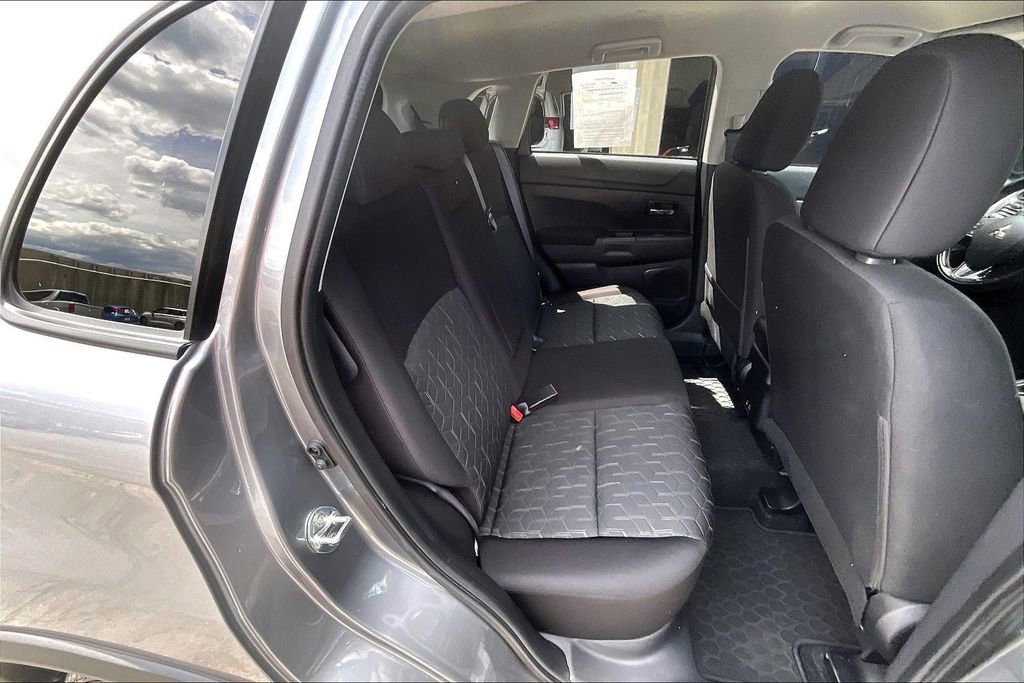 Used 2024 Mitsubishi Outlander Sport LE AWD/4WD image 26
