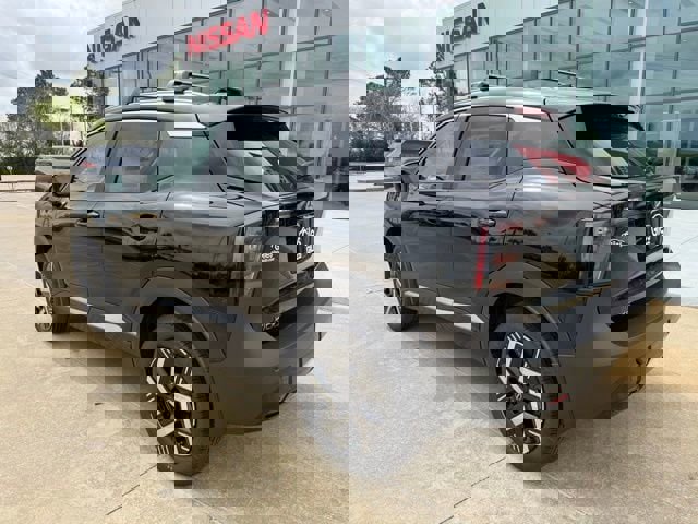 New 2026 Nissan Kicks SV image 3