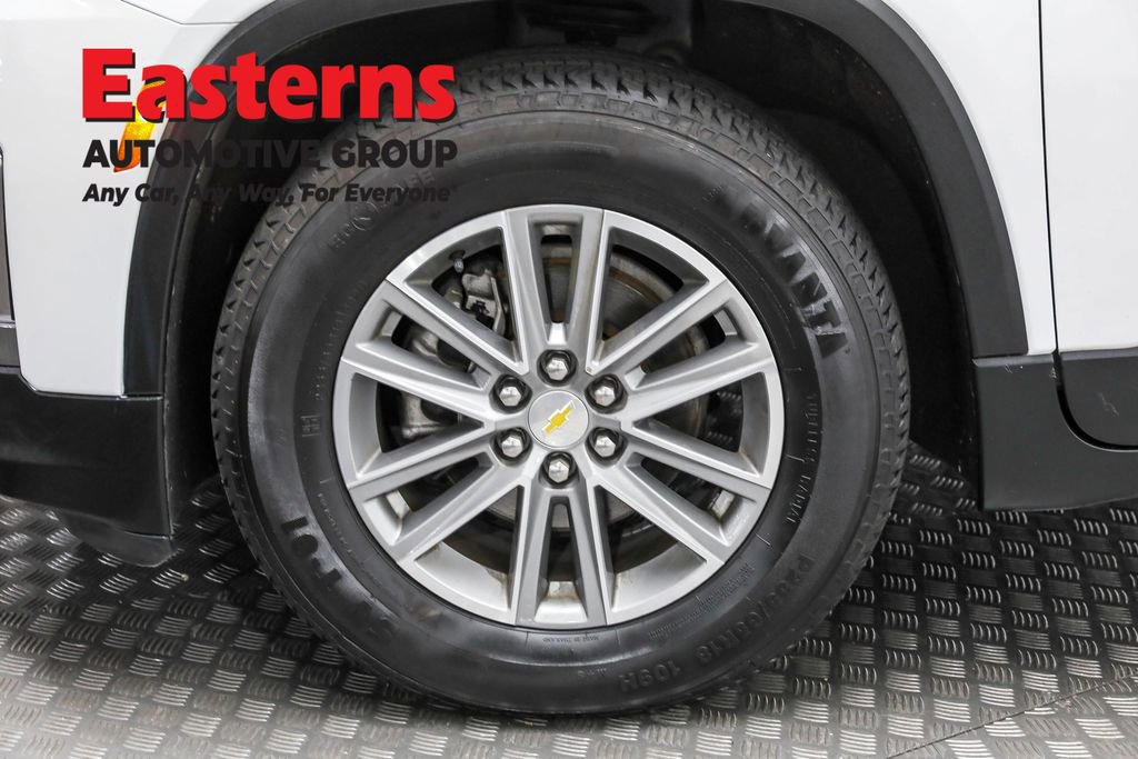 Used 2022 Chevrolet Traverse LT image 33