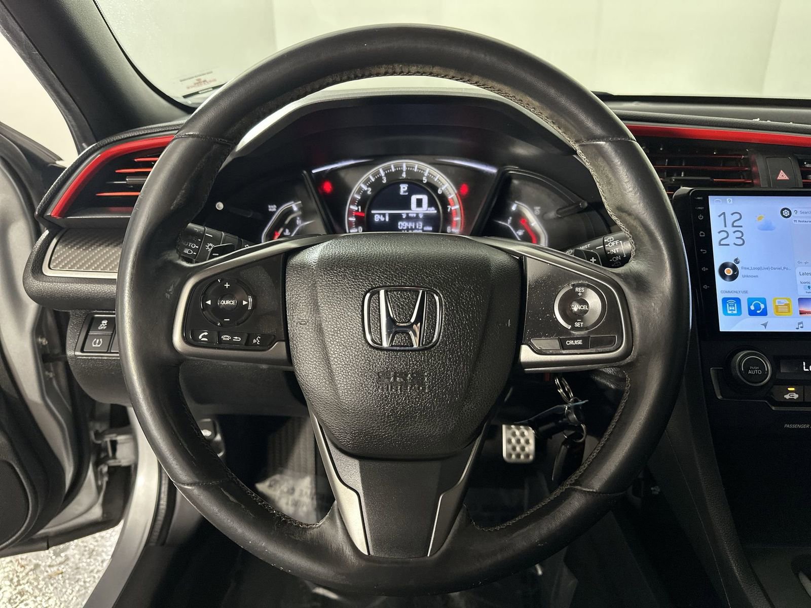 Used 2018 Honda Civic Sport image 18