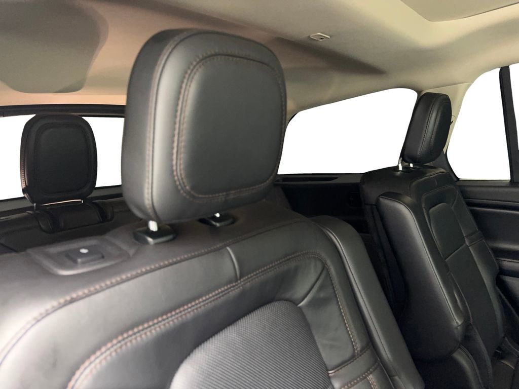 Used 2024 Lincoln Aviator Reserve w/ Equipment Group 201A image 42