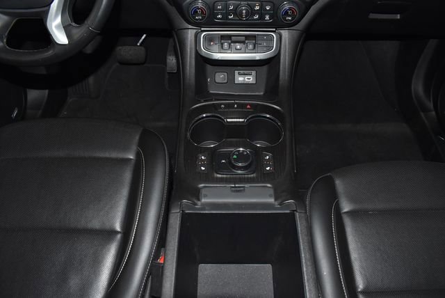 Used 2023 GMC Acadia SLT image 23