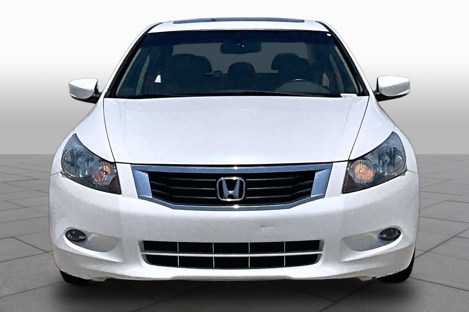 Used 2010 Honda Accord EX-L image 3