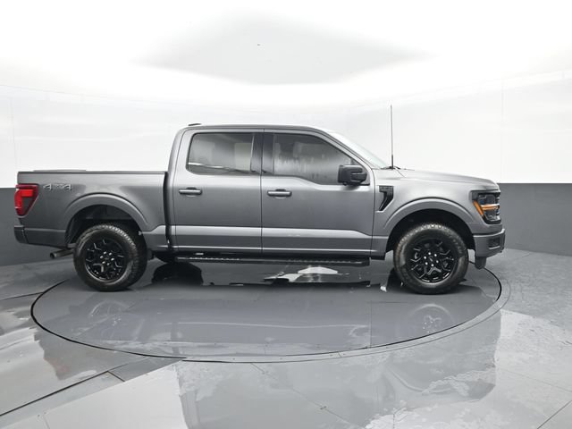 Used 2024 Ford F150 XLT w/ XLT Black Appearance Package AWD/4WD image 4