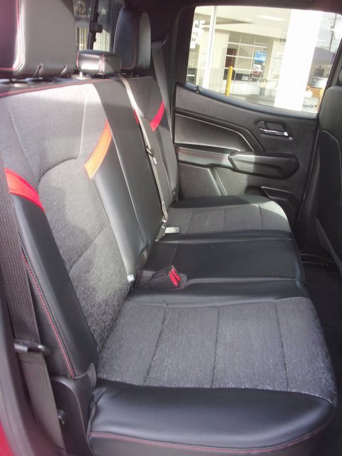 Used 2023 Chevrolet Colorado Z71 w/ Z71 Convenience Package 2 image 30