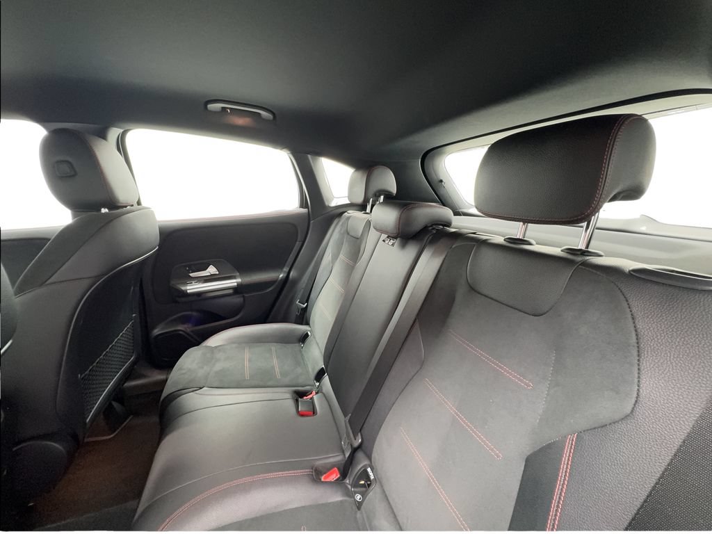 Used 2021 Mercedes-Benz GLA 35 AMG 4MATIC image 25