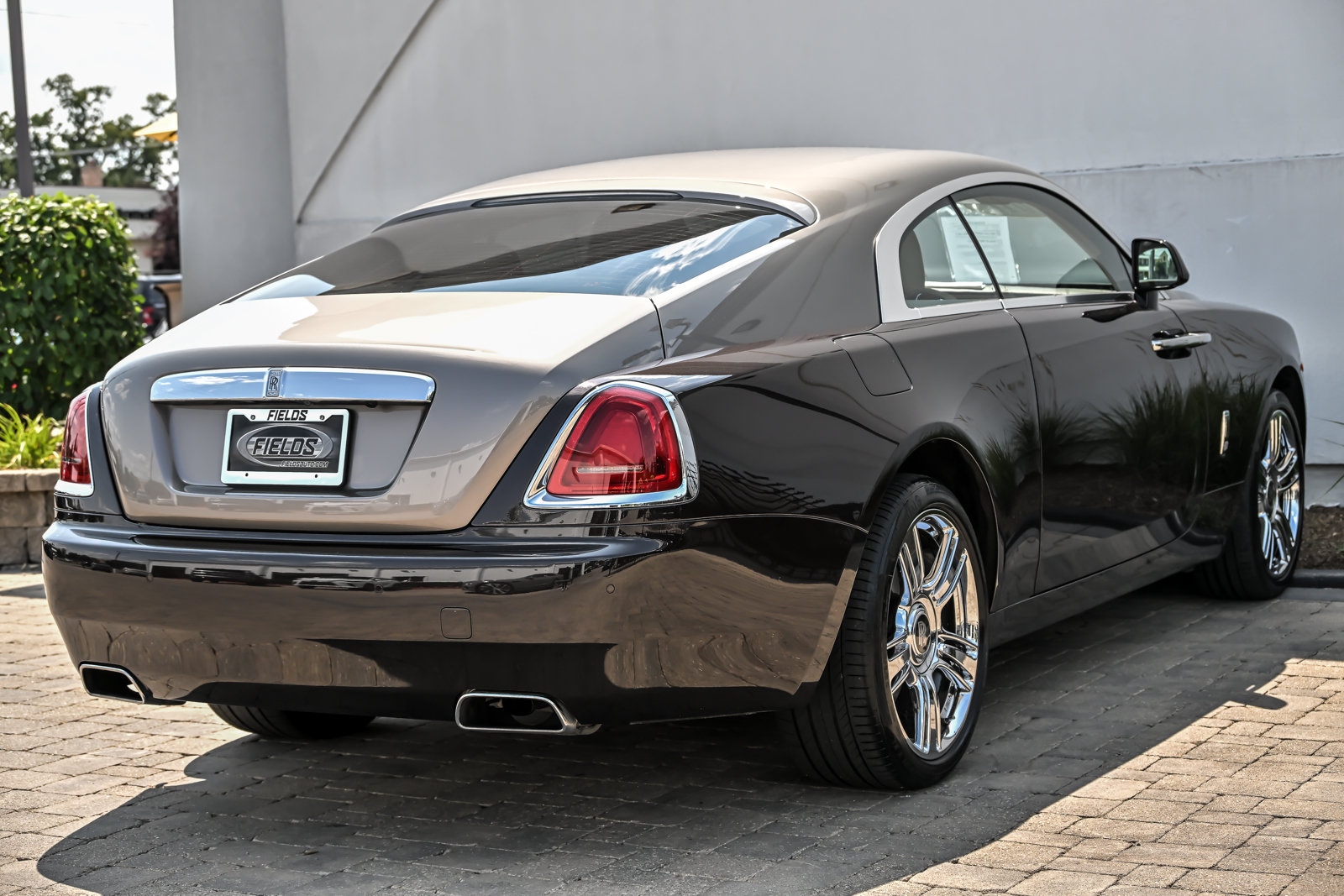 Used 2016 Rolls-Royce Wraith RWD image 13