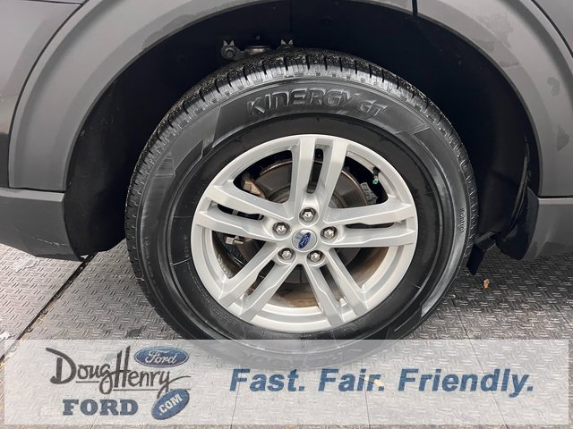 Used 2023 Ford Explorer XLT w/ Equipment Group 202A image 15