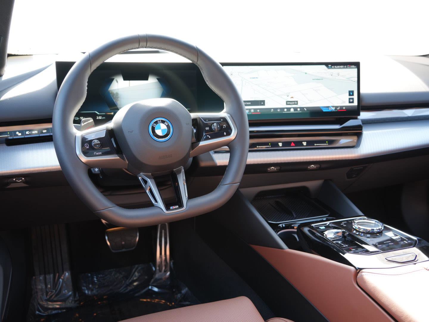 Used 2025 BMW i5 xDrive40 image 7