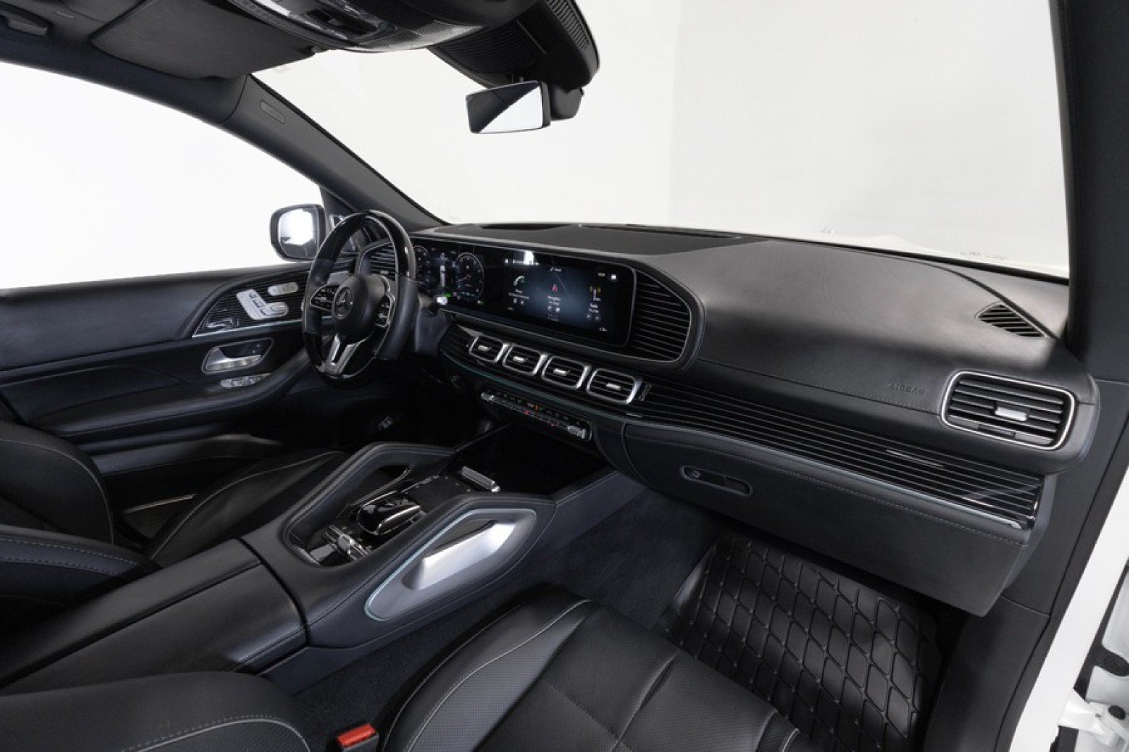 Used 2023 Mercedes-Benz Maybach GLS 600 4MATIC image 59