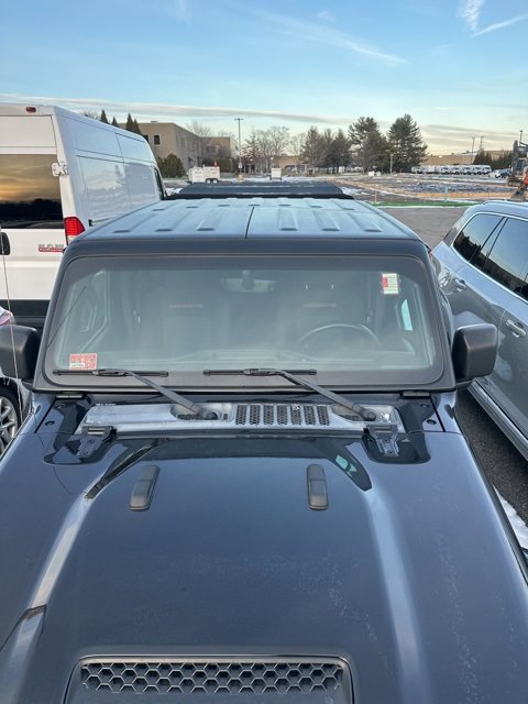 Used 2022 Jeep Gladiator Mojave w/ Cold Weather Group image 8