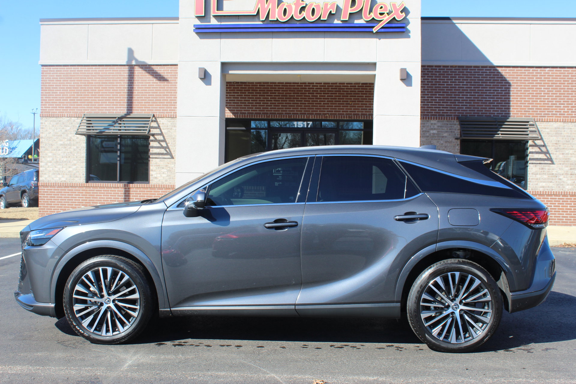 Used 2024 Lexus RX 350 Premium Plus w/ Convenience Package image 9