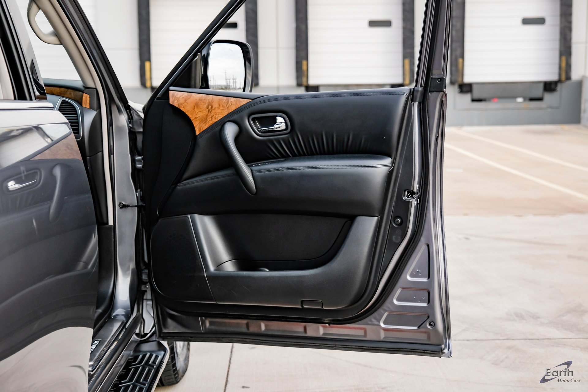 Used 2021 Nissan Armada SL w/ Captain's Chairs Package image 82