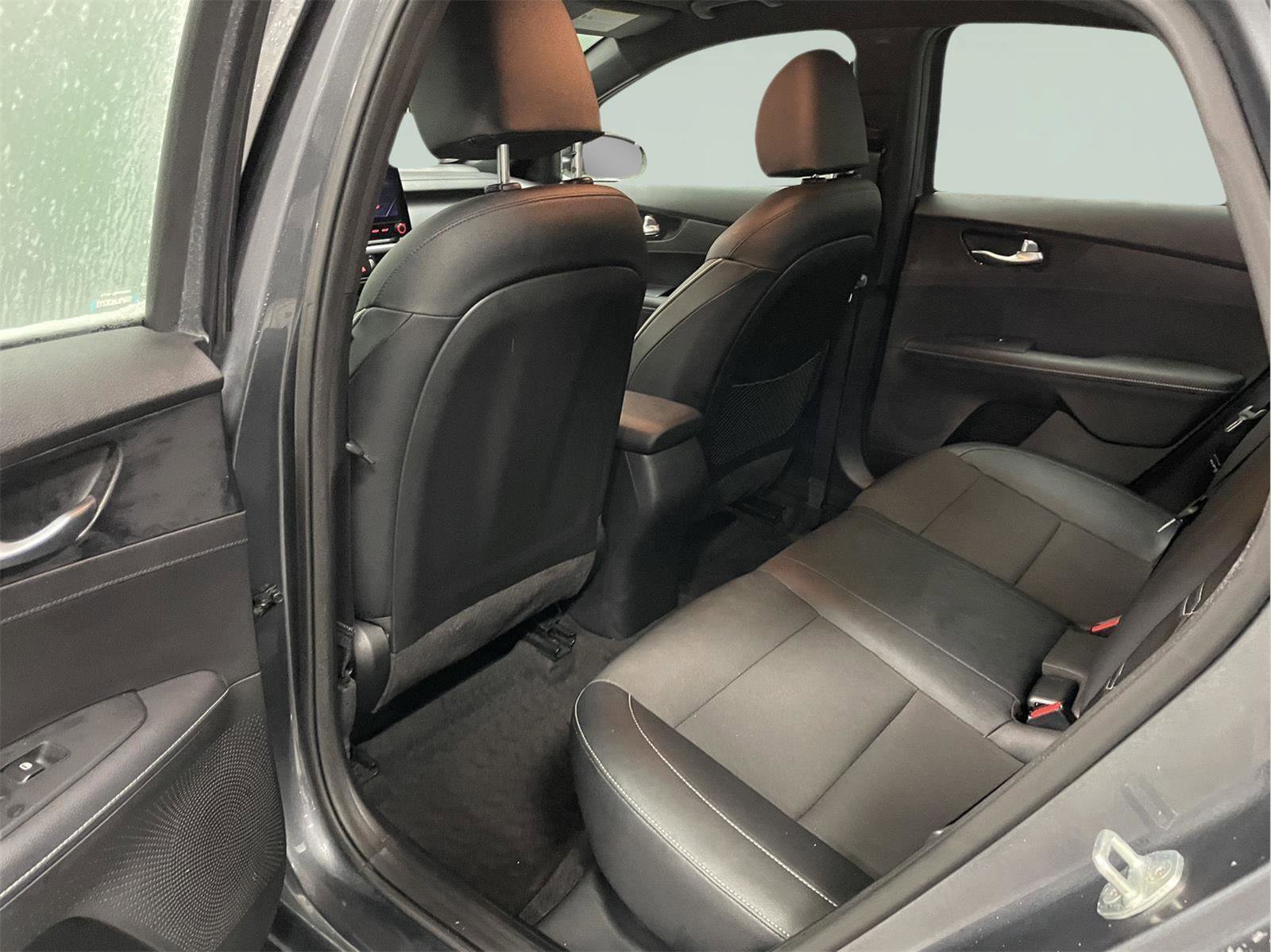 Used 2023 Kia Forte GT-Line image 13