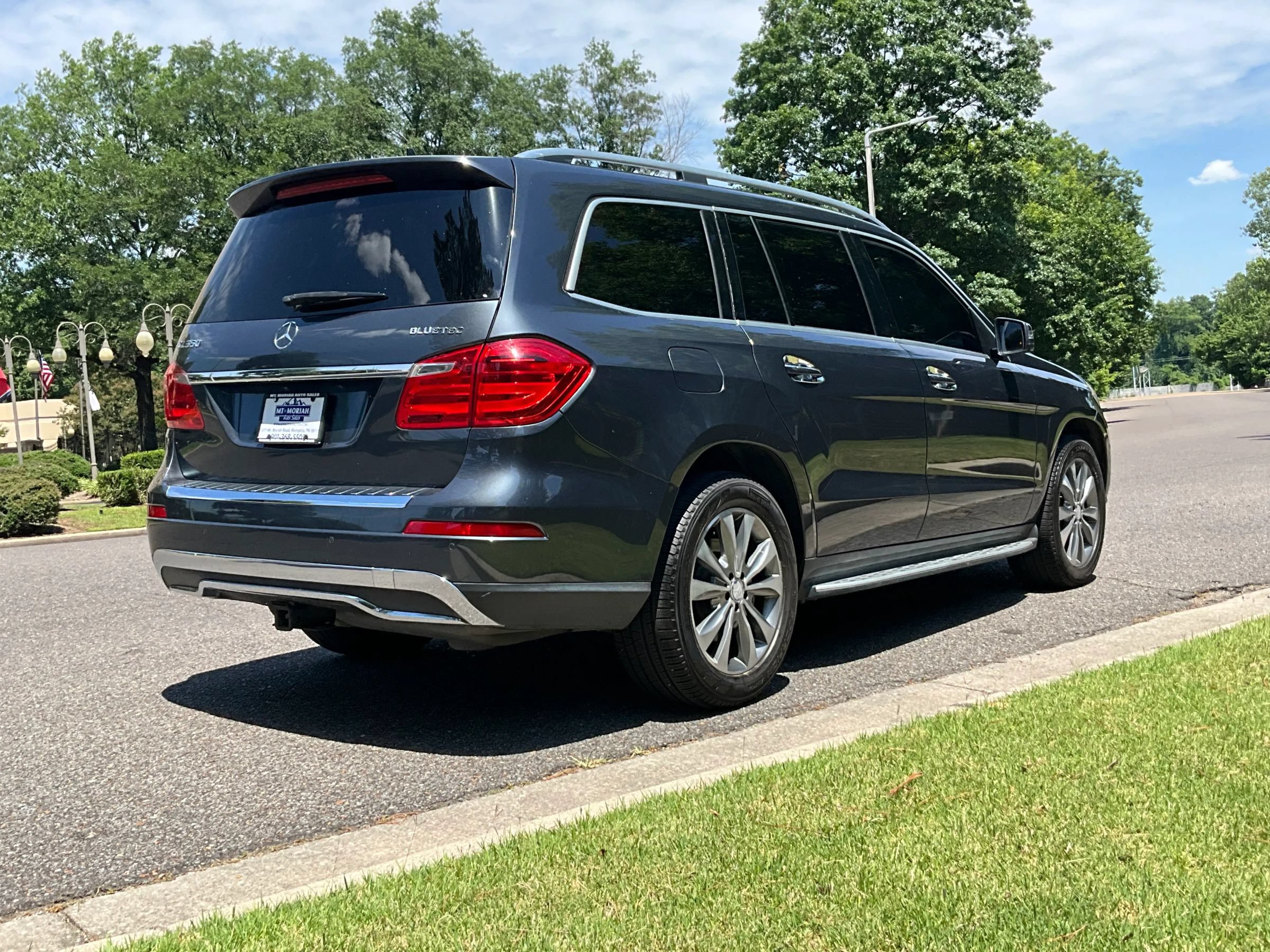 Used 2016 Mercedes-Benz GL 320 BlueTEC 4MATIC image 5