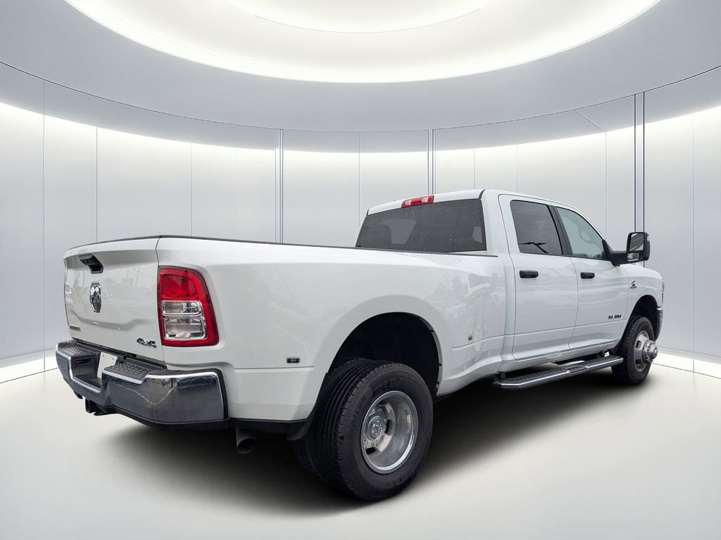 Used 2024 RAM 3500 Big Horn image 4