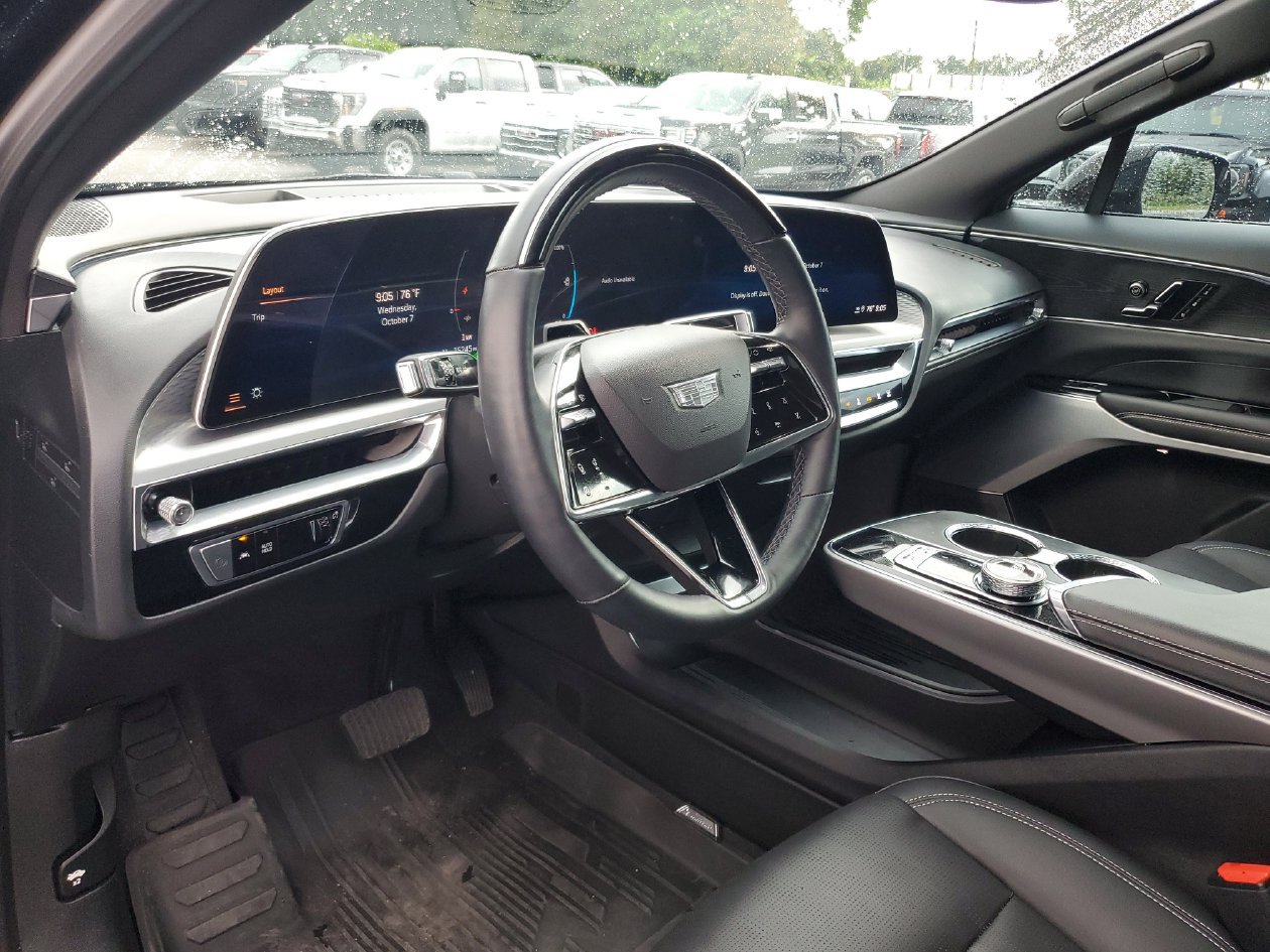 Used 2024 Cadillac Lyriq Sport w/ LPO, Floor Liner Package AWD/4WD image 20