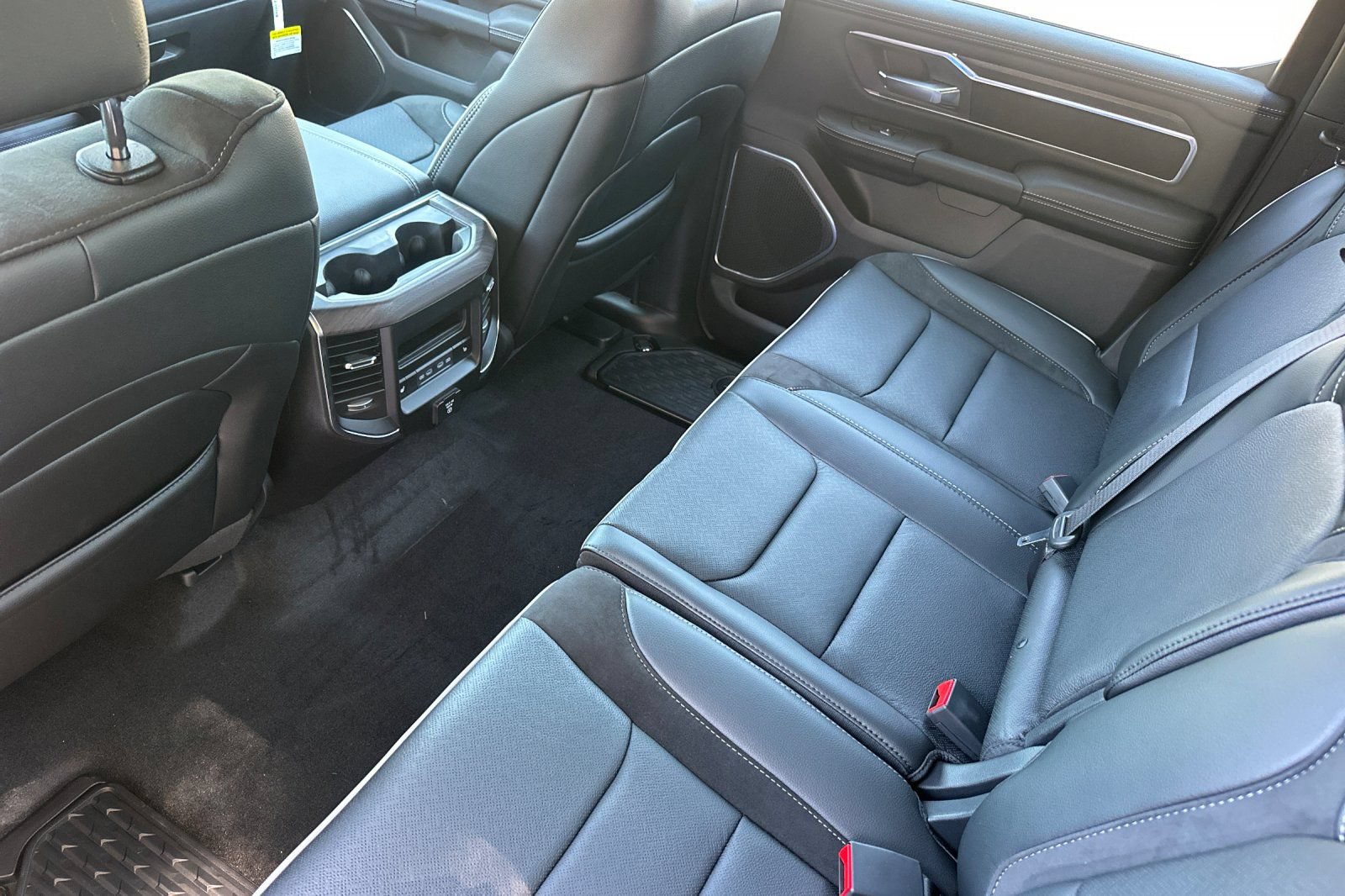 New 2026 RAM 1500 Laramie w/ Night Edition AWD/4WD image 11