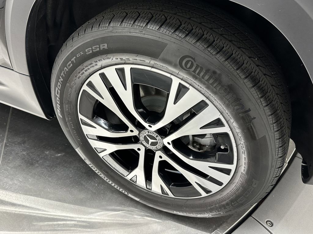 Certified 2024 Mercedes-Benz GLB 250 image 23