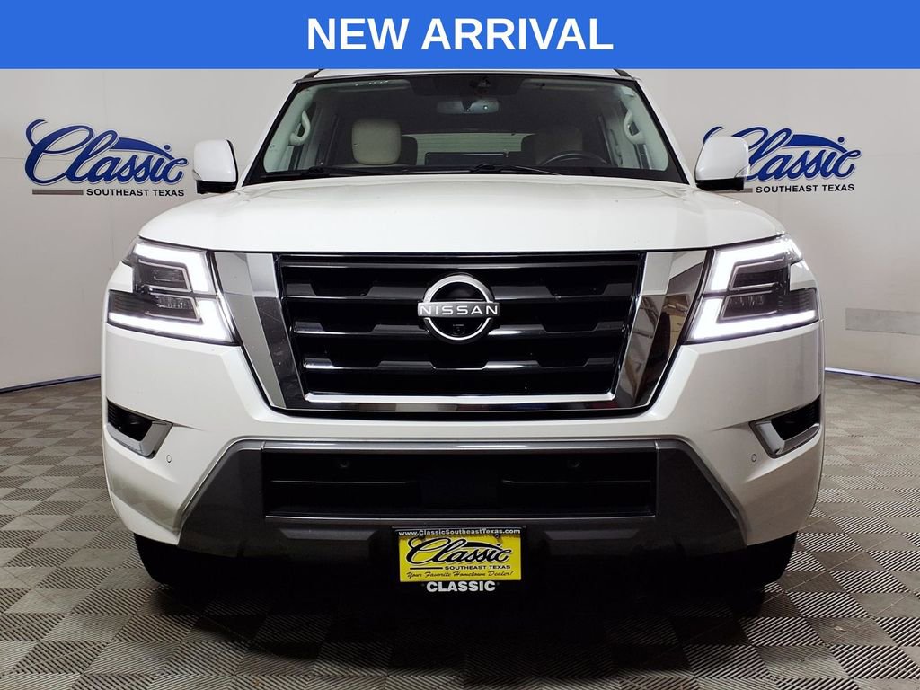 Used 2022 Nissan Armada SL w/ Captain's Chairs Package image 3