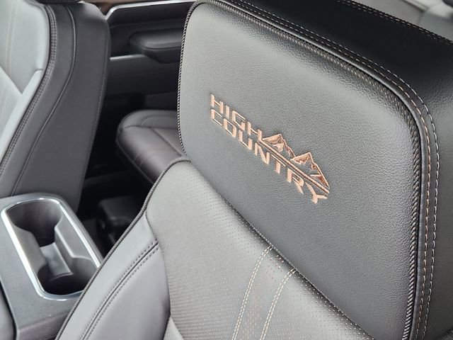 New 2026 Chevrolet Silverado 2500 High Country w/ High Country Premium Package AWD/4WD image 20