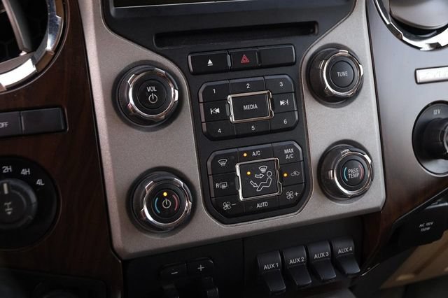 Used 2016 Ford F250 Lariat w/ Chrome Package AWD/4WD image 18