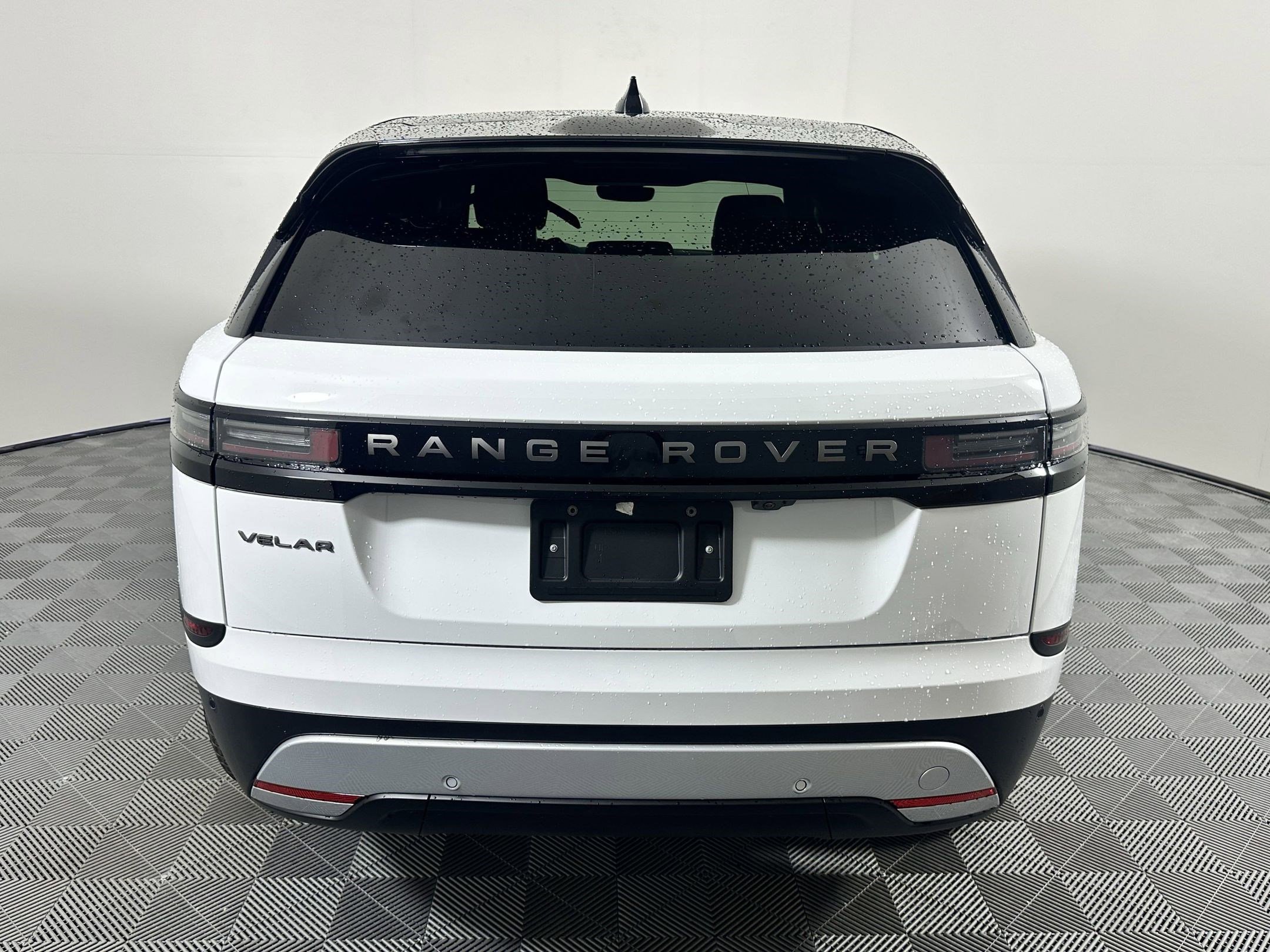New 2026 Land Rover Range Rover Velar S image 9