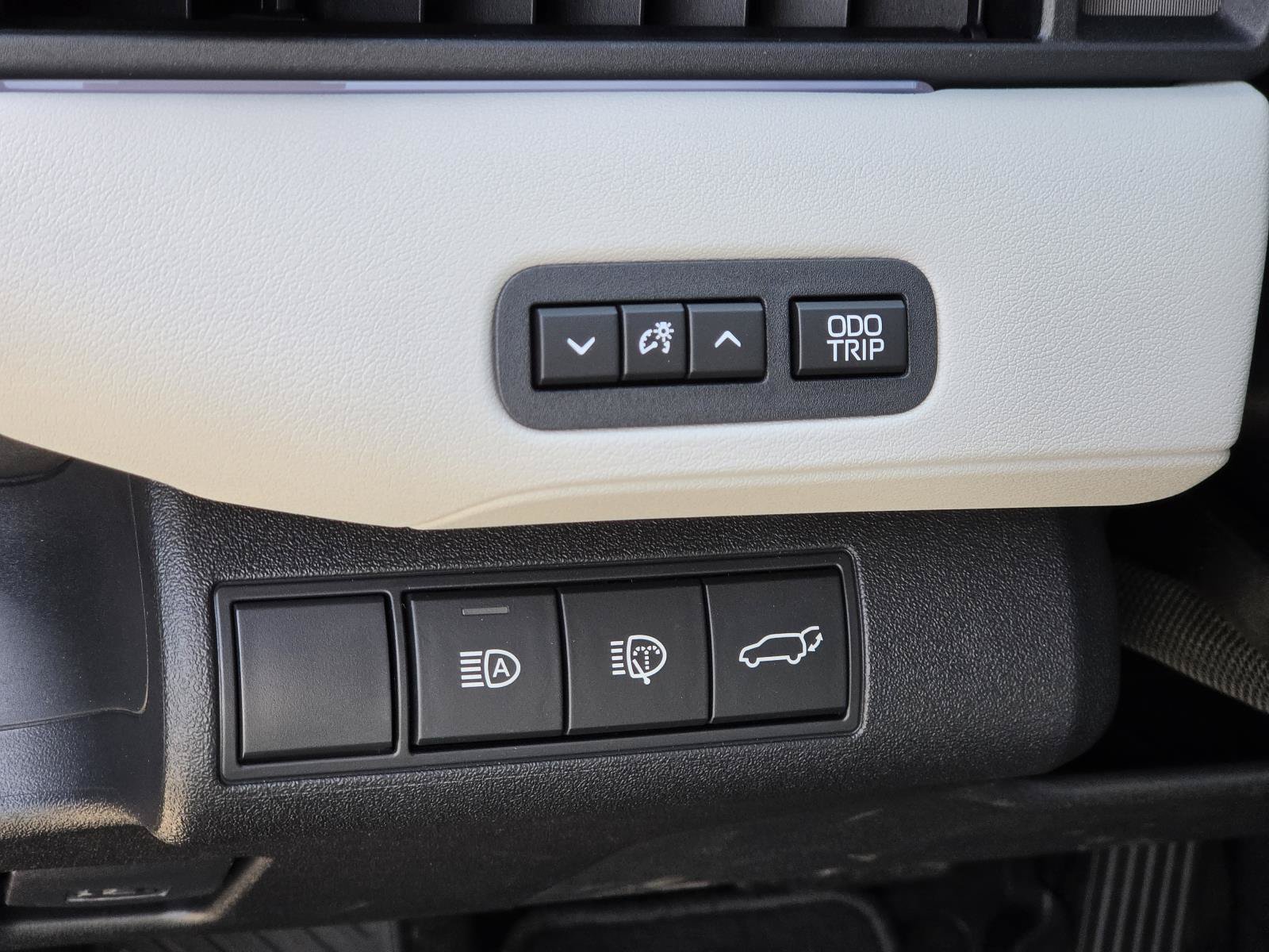 Used 2026 Toyota bZ FWD image 22