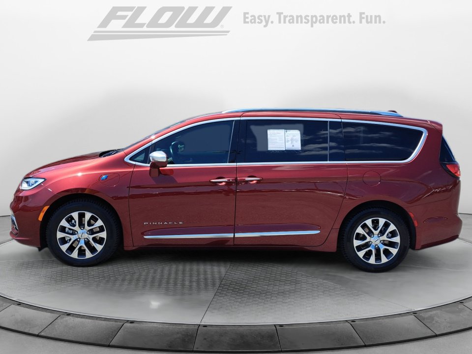 Used 2021 Chrysler Pacifica Pinnacle FWD image 5
