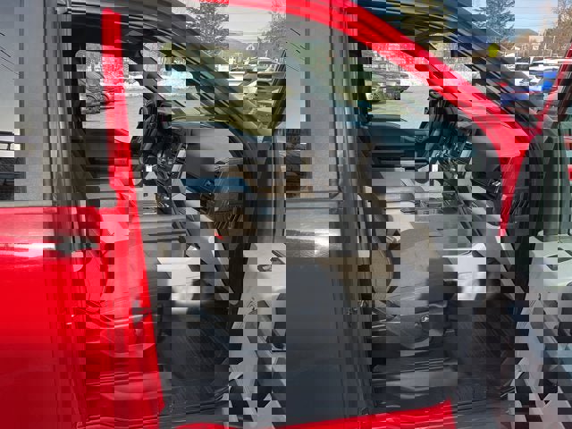 Certified 2018 Ford F150 XL w/ Equipment Group 101A Mid image 28