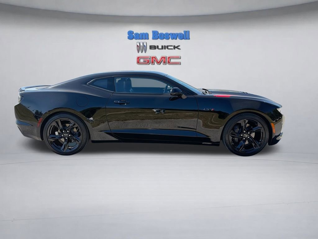 Used 2022 Chevrolet Camaro LT w/ RS Package RWD image 10